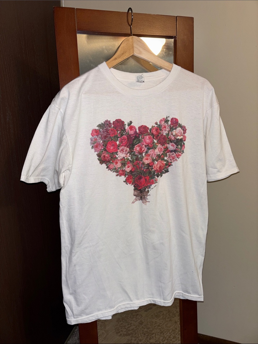 Vintage 1993 Victorian Joys T-shirt Size Medium